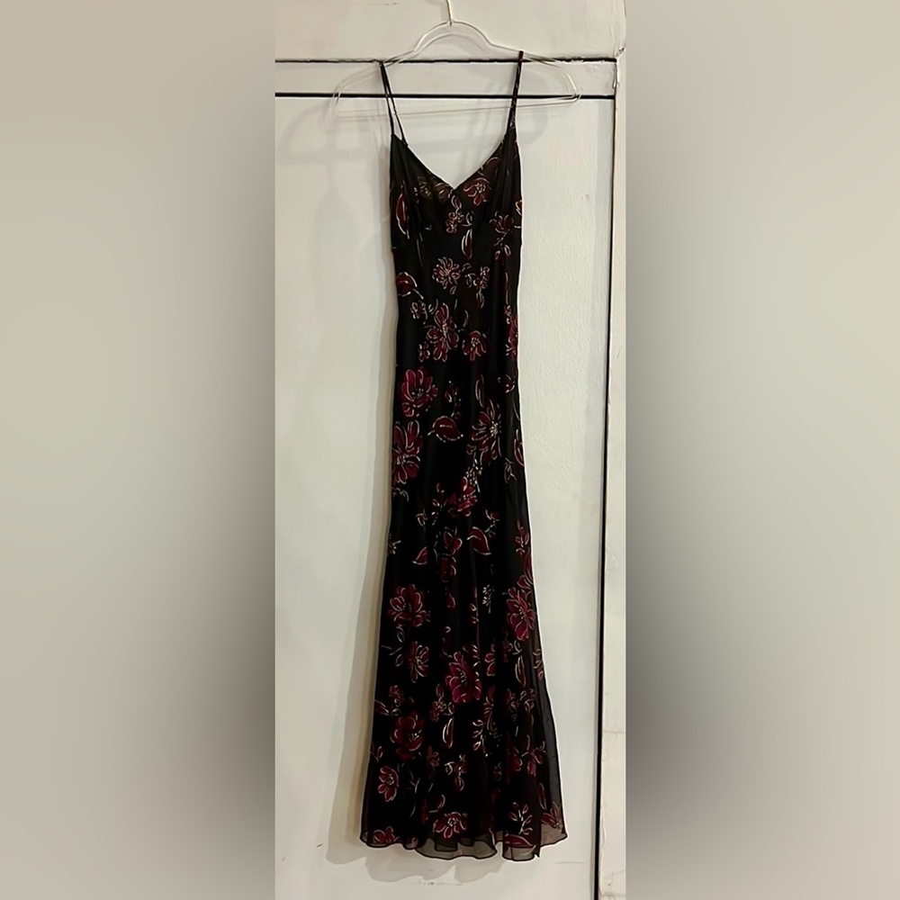 Betsey Johnson Addison Midi Dress Floral Print with Gold Foil